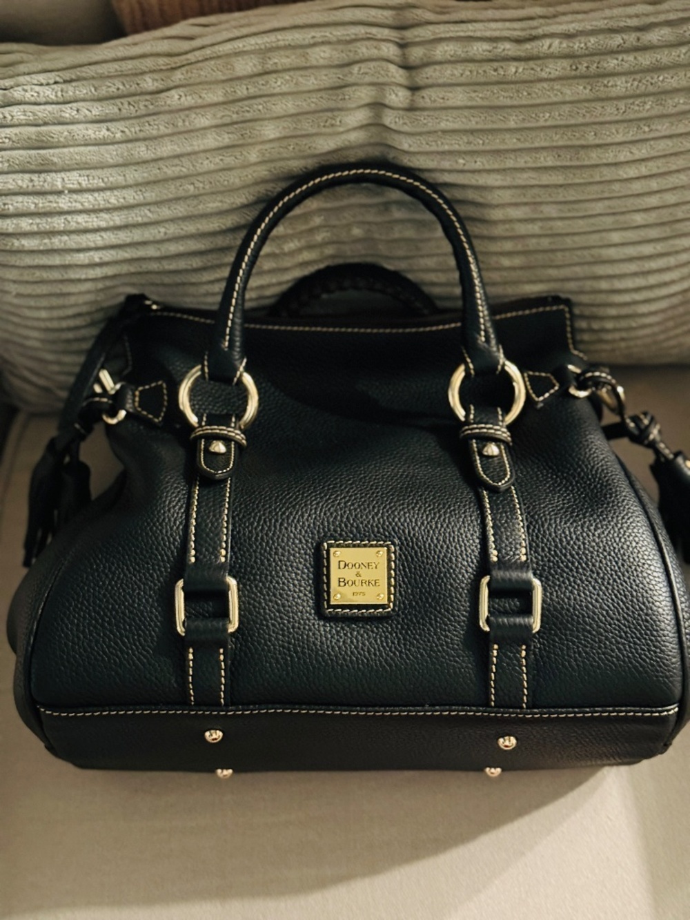 Dooney & Bourke Pebble Grain Satchel Small NWOT - Picture 6 of 13